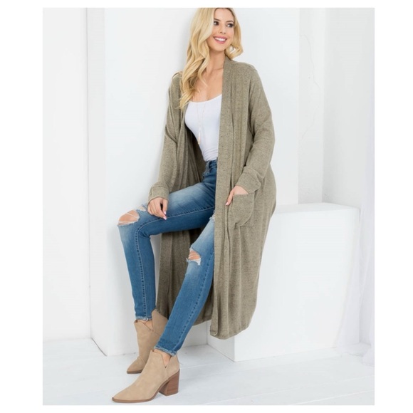 $17 start 259 LAST ONE❤️ Soft Olive Lightweight cardigan - Picture 5 of 5
